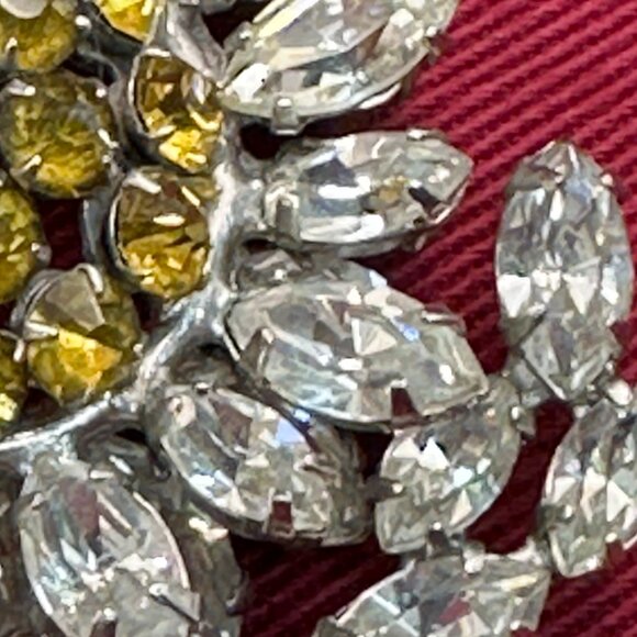 Rare! VTG Ben Reig Sunflower Brooch w/Yellow & Clear Crystals. - Picture 12 of 13